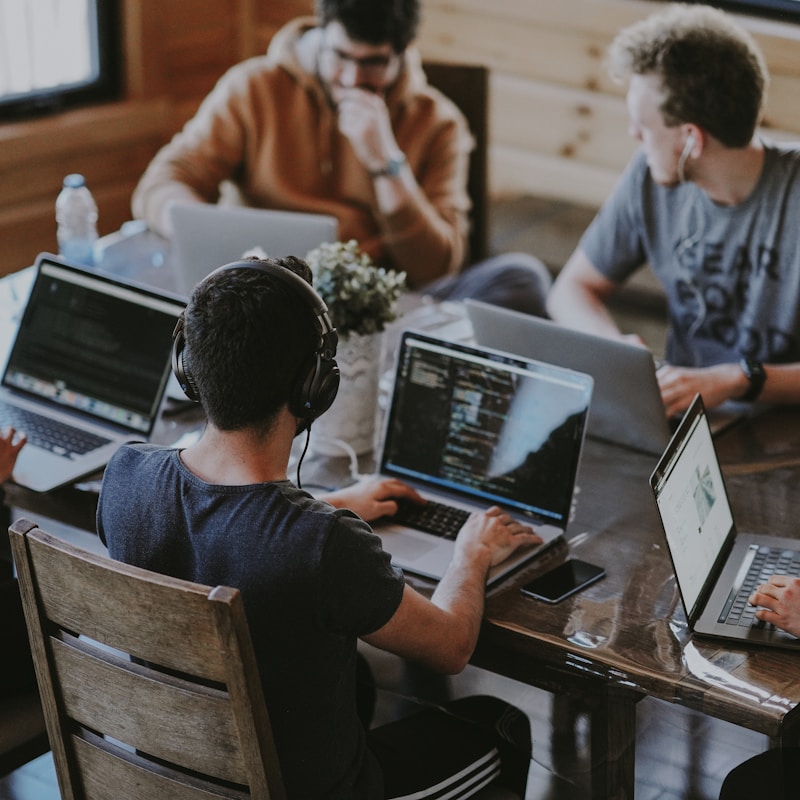 CTO fractionnel, CDI, agence ou freelance : quel format choisir ?